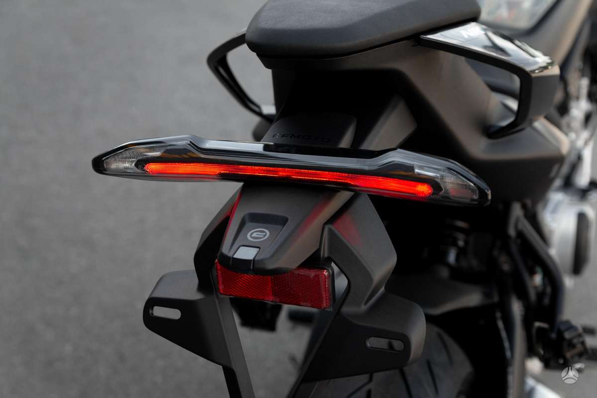 CFMOTO 675 NK 675cc, street / classic