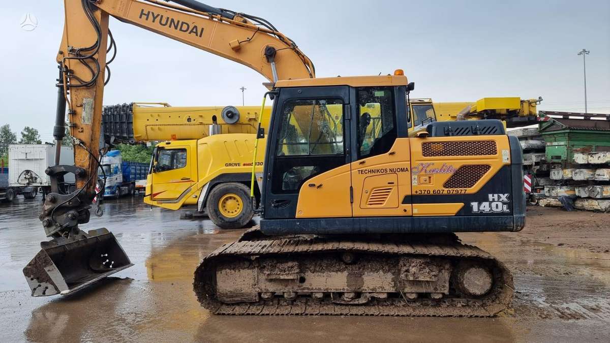 Hyundai HX 140L, ekskavatoriai