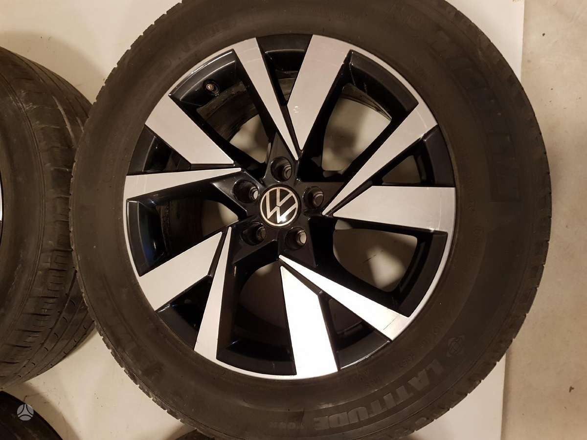 Volkswagen, light alloy, R18