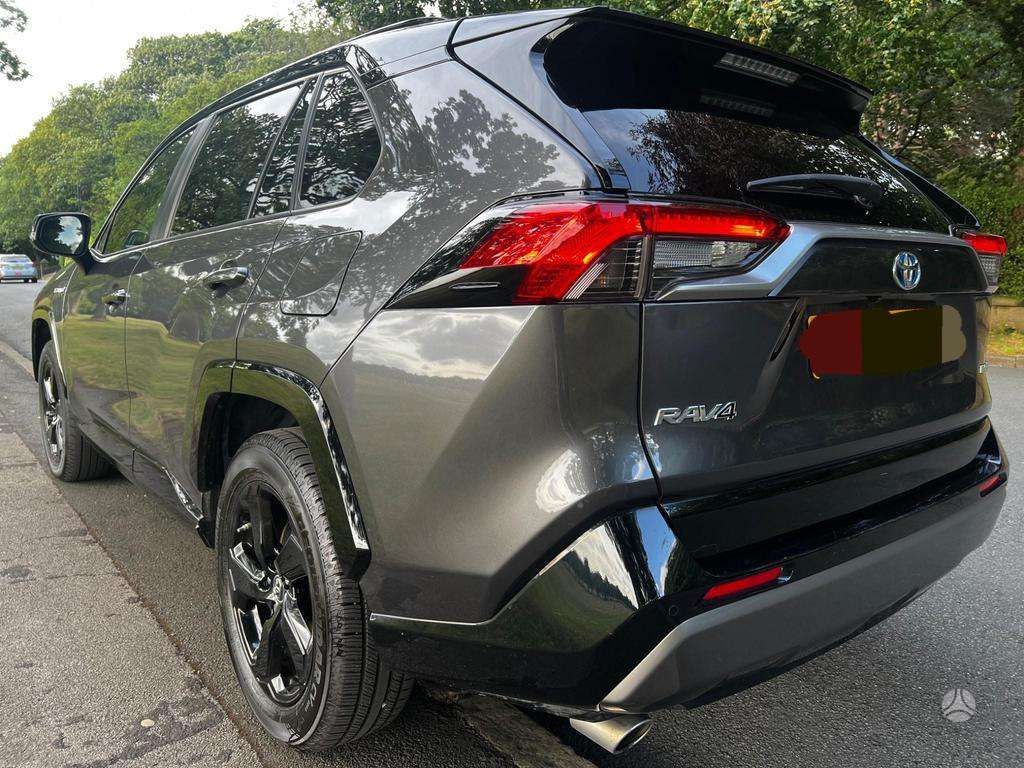 Toyota RAV4 по частям