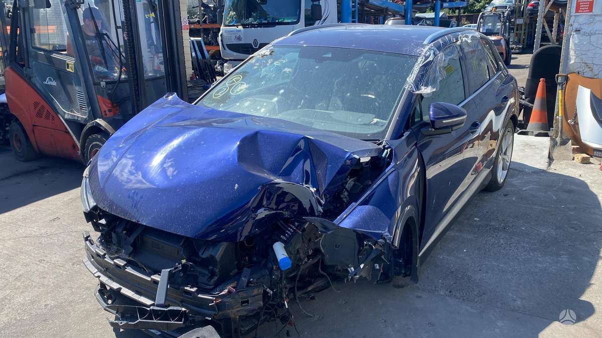 Audi Q4 e-tron for parts