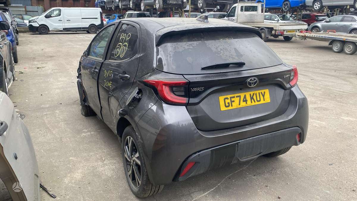 Toyota Yaris dalimis