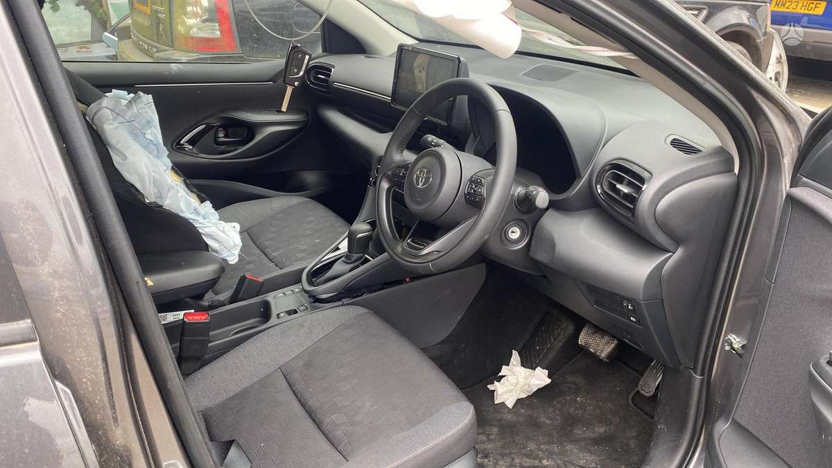 Toyota Yaris for parts