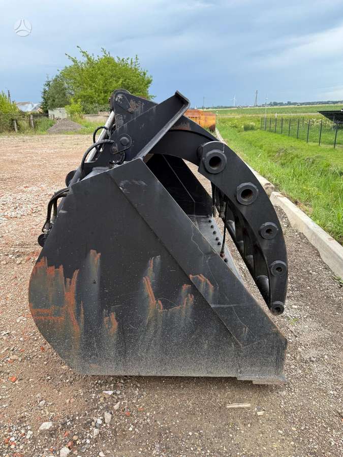 JCB 457HT, kaušai