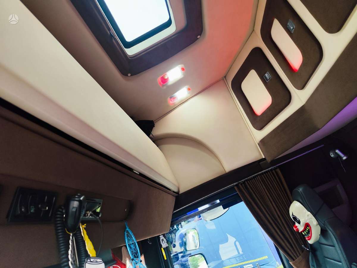 Scania R730, 2 спальных места