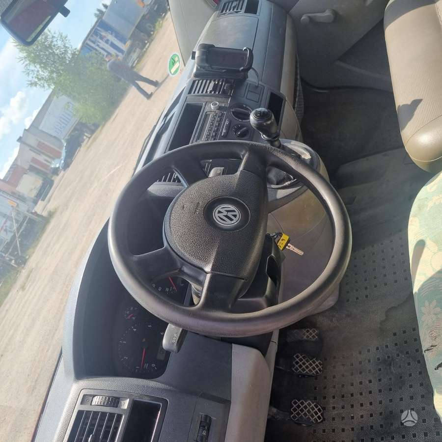 Volkswagen Transporter, cargo van