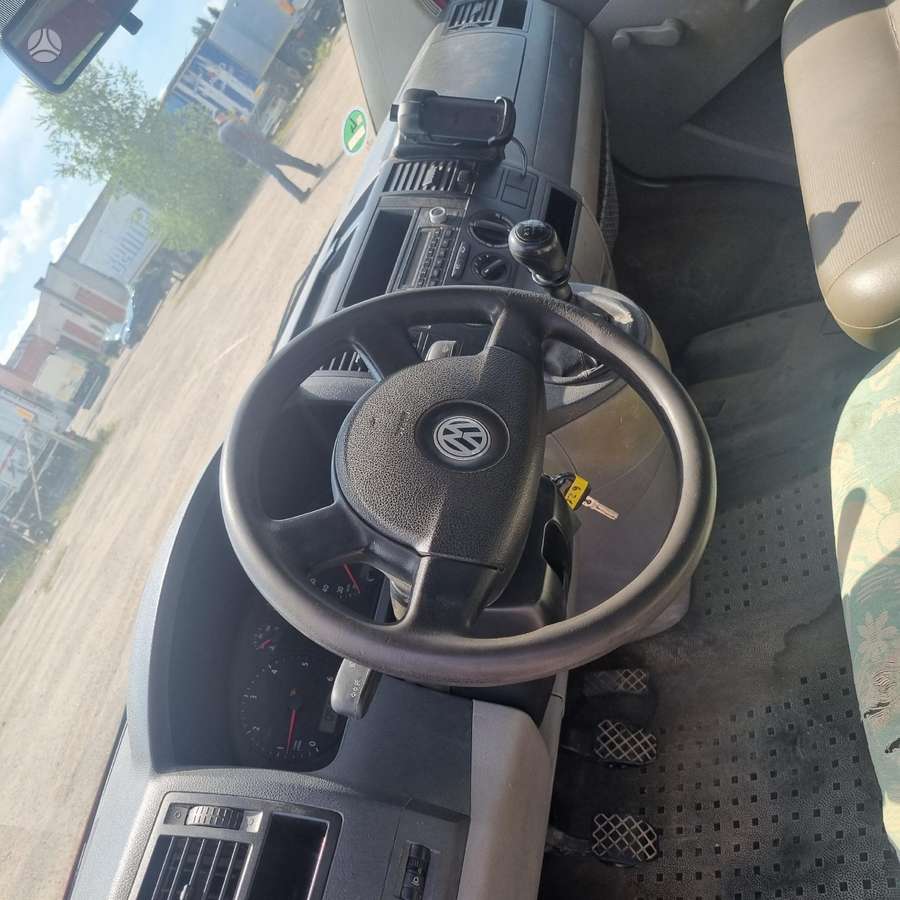 Volkswagen Transporter - 6