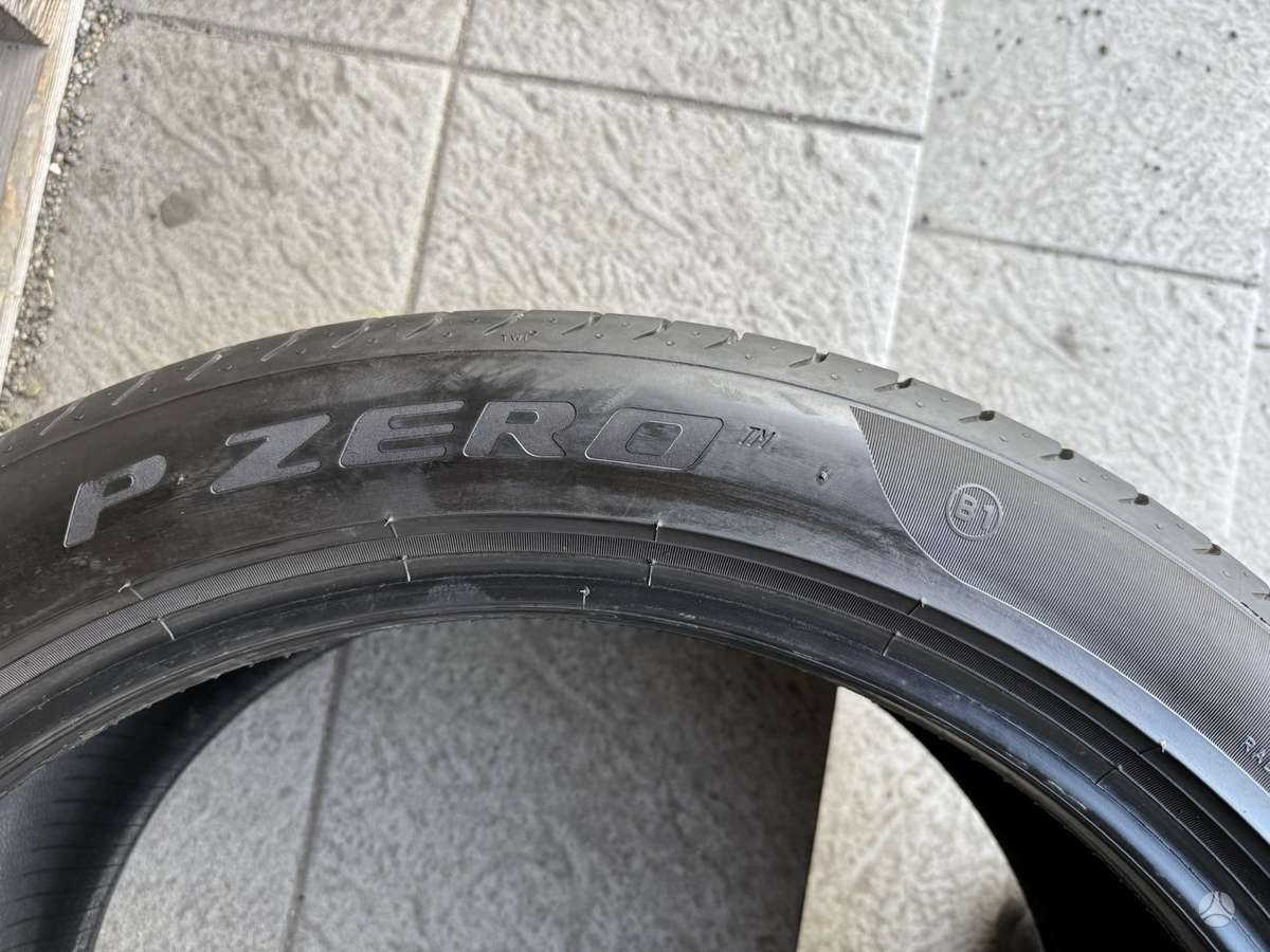 Pirelli Pzero/b1/2023m, летние 285/40 R22