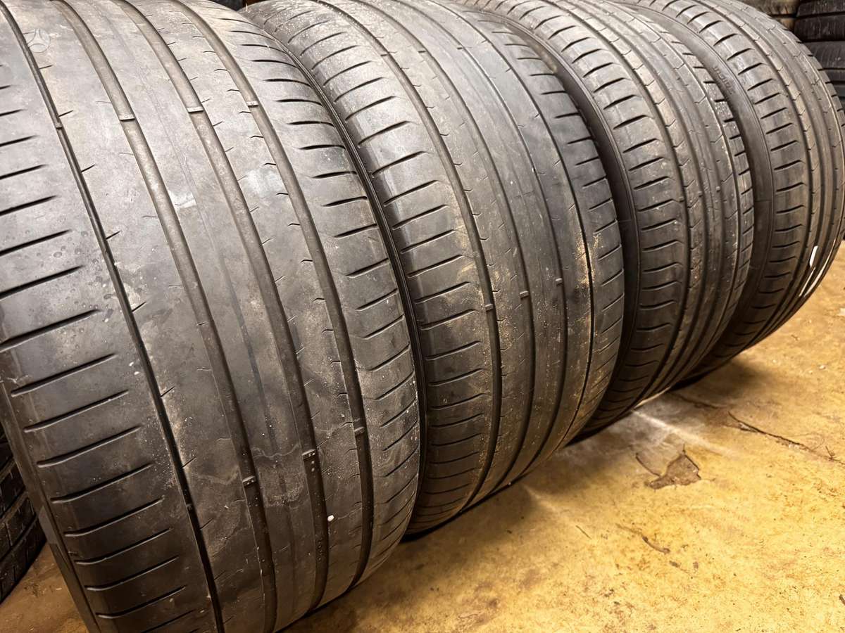 Pirelli Pzero, летние 265/40 R21