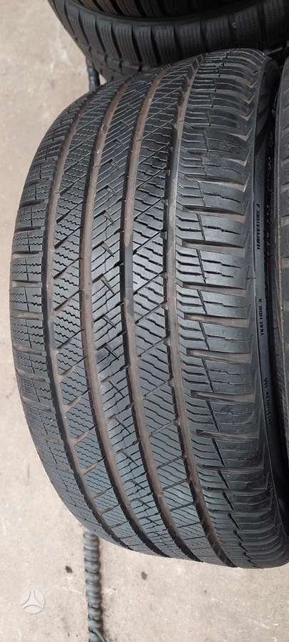 Vredestein, universalios 215/40 R17