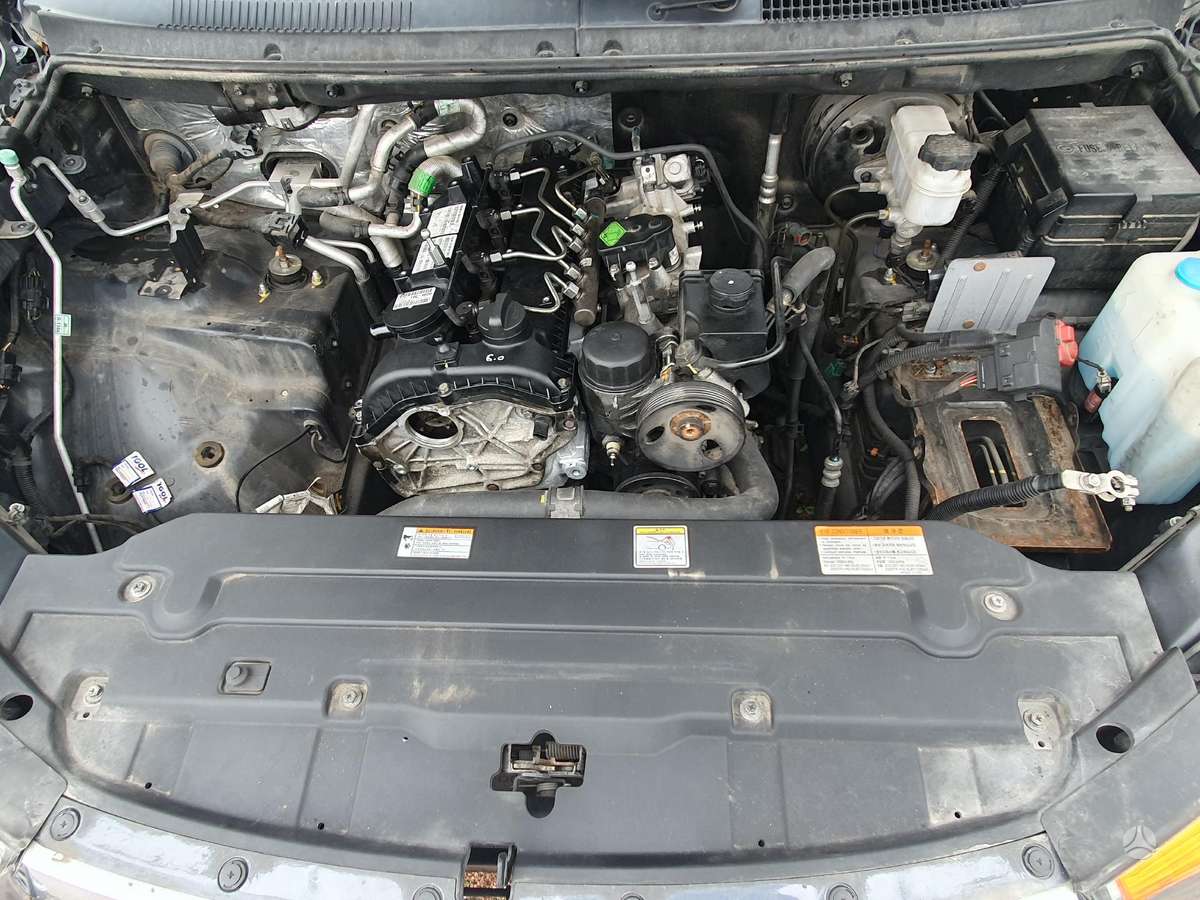 SsangYong Rodius - 11