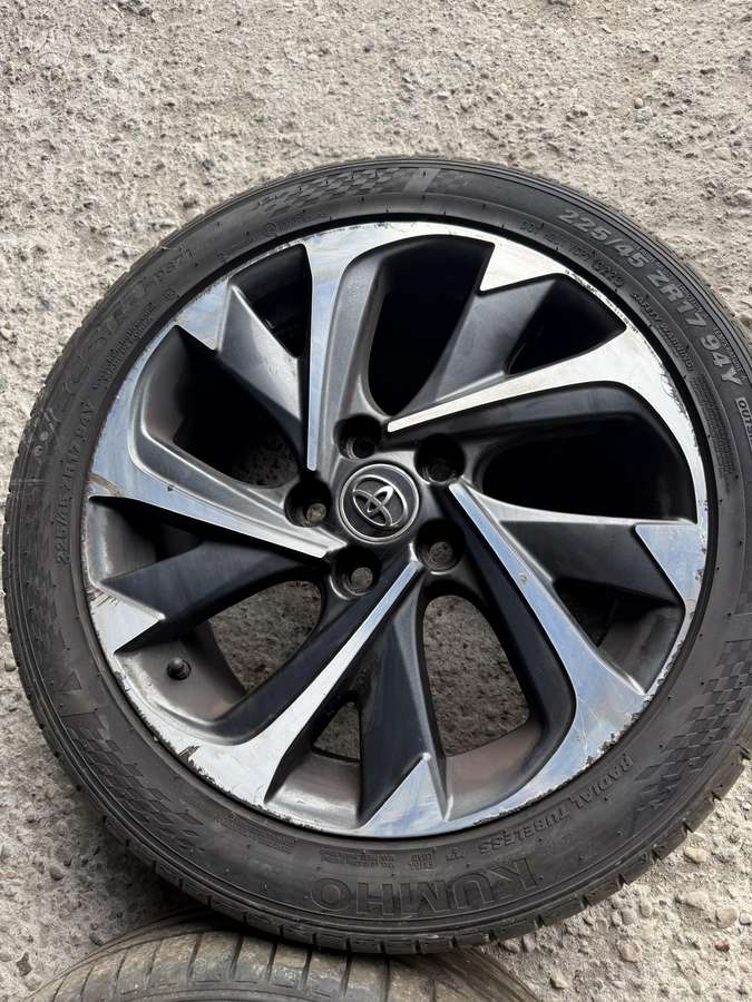 Toyota Auris, light alloy, R17