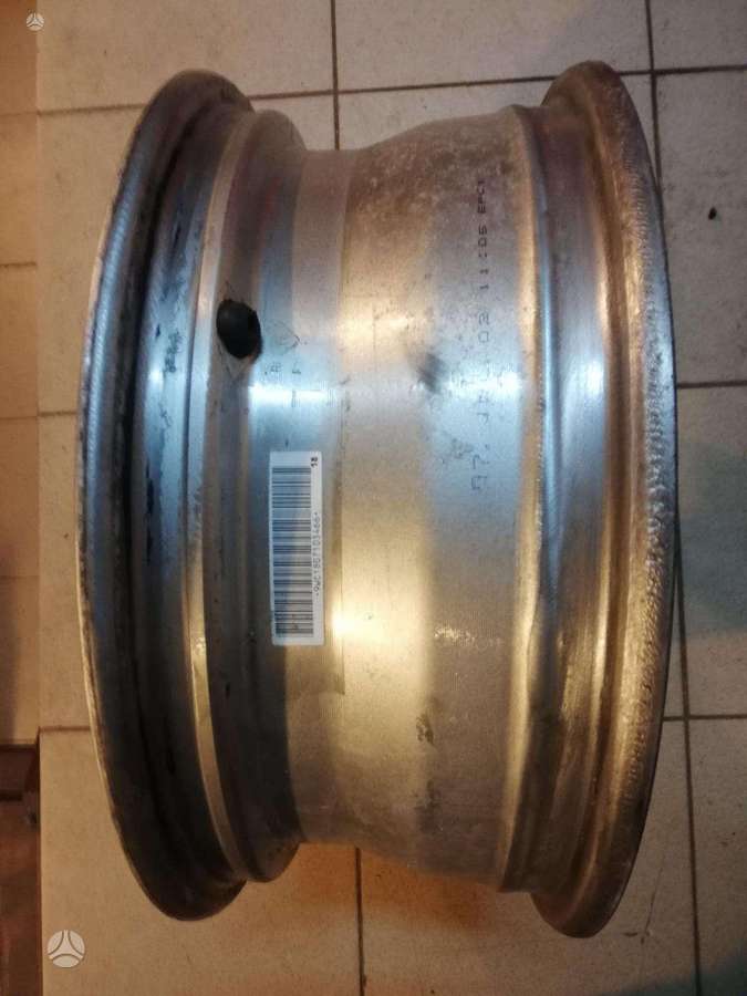 Suzuki, lengvojo lydinio, R17