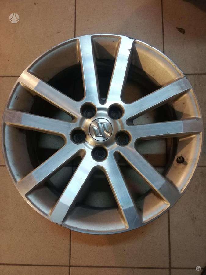 Suzuki, lengvojo lydinio, R17