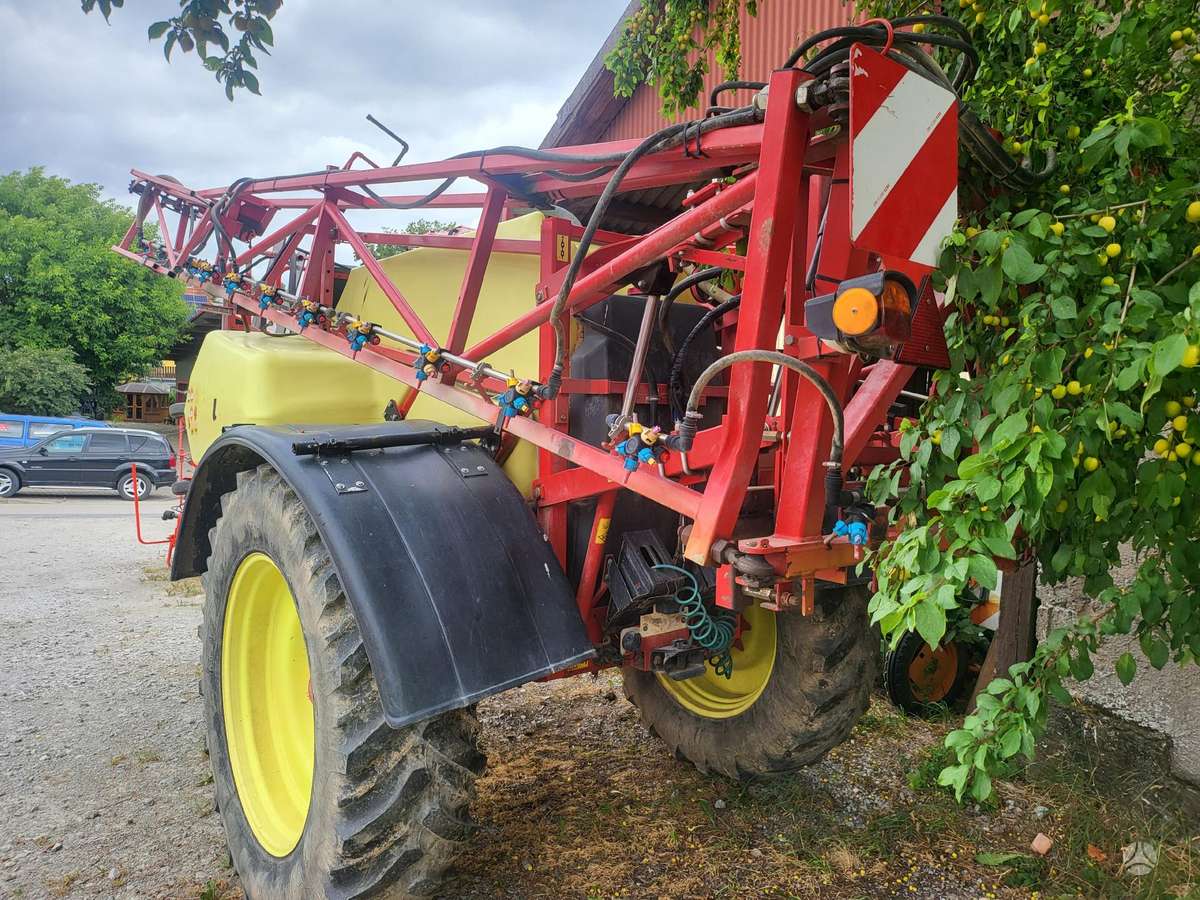Rau Gut 38, sprayers