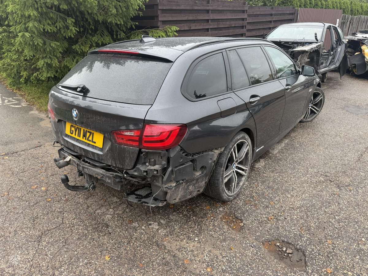 BMW 5 serija