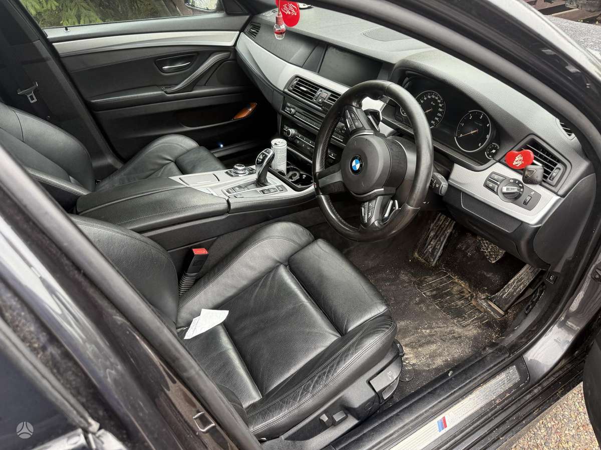 BMW 5 serija