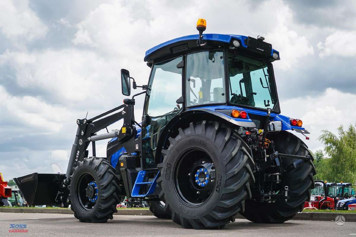 Solis S90 XL su krautuvu, tractors