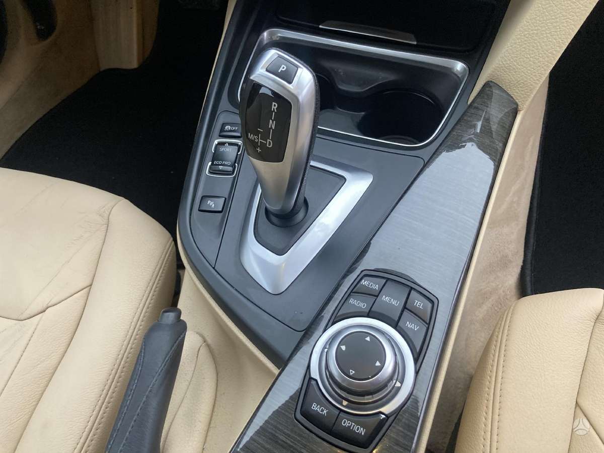 BMW 320, 2.0 l., Универсал