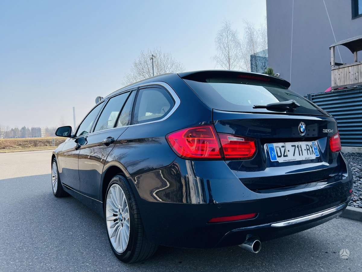 BMW 320, 2.0 l., universalas