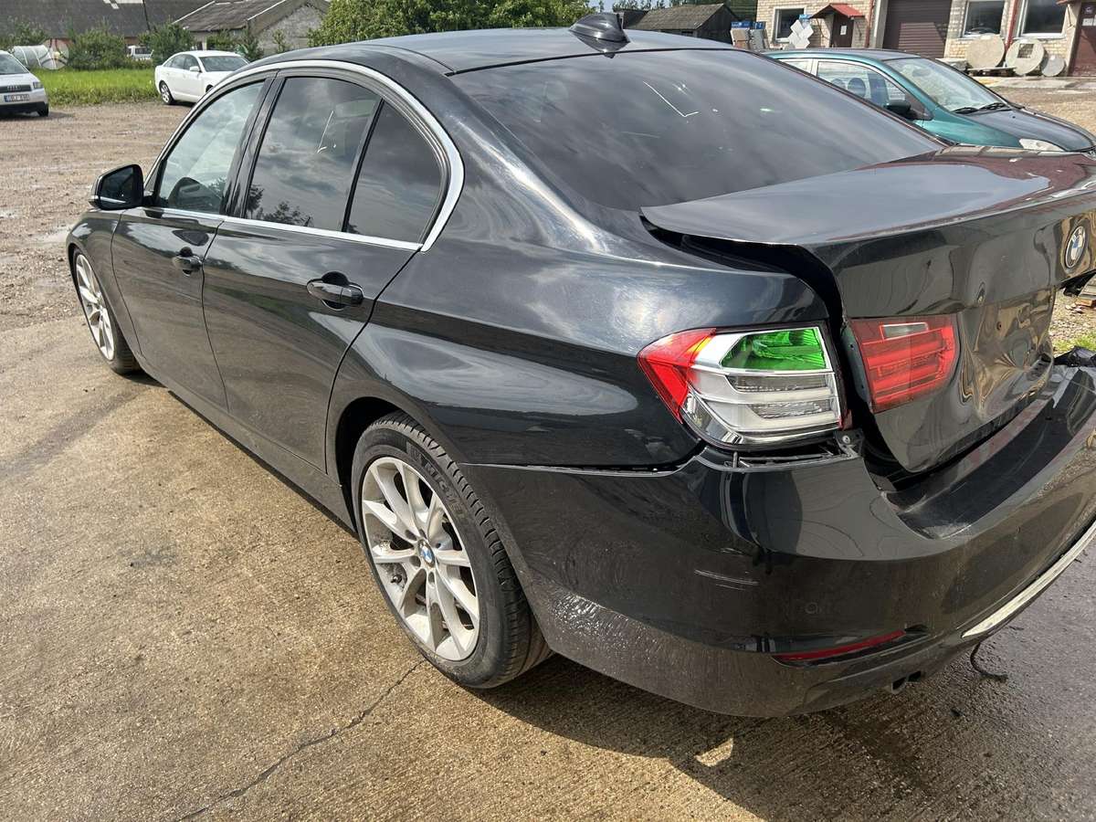 BMW 3 serija