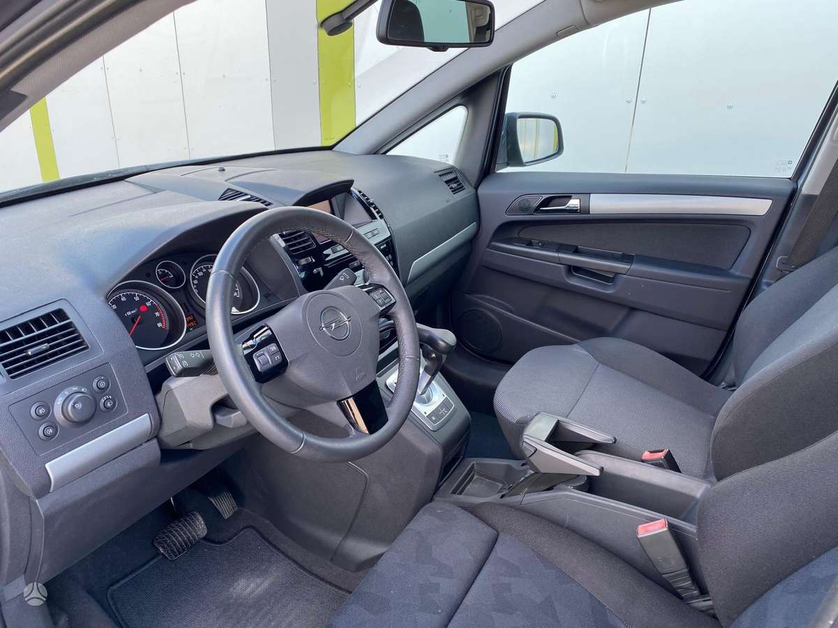 Opel Zafira, 1.8 l., mpv / minivan