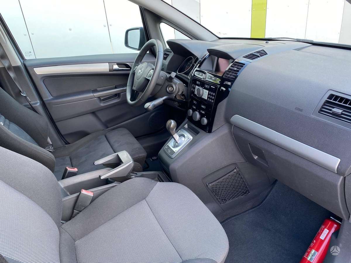 Opel Zafira, 1.8 l., mpv / minivan