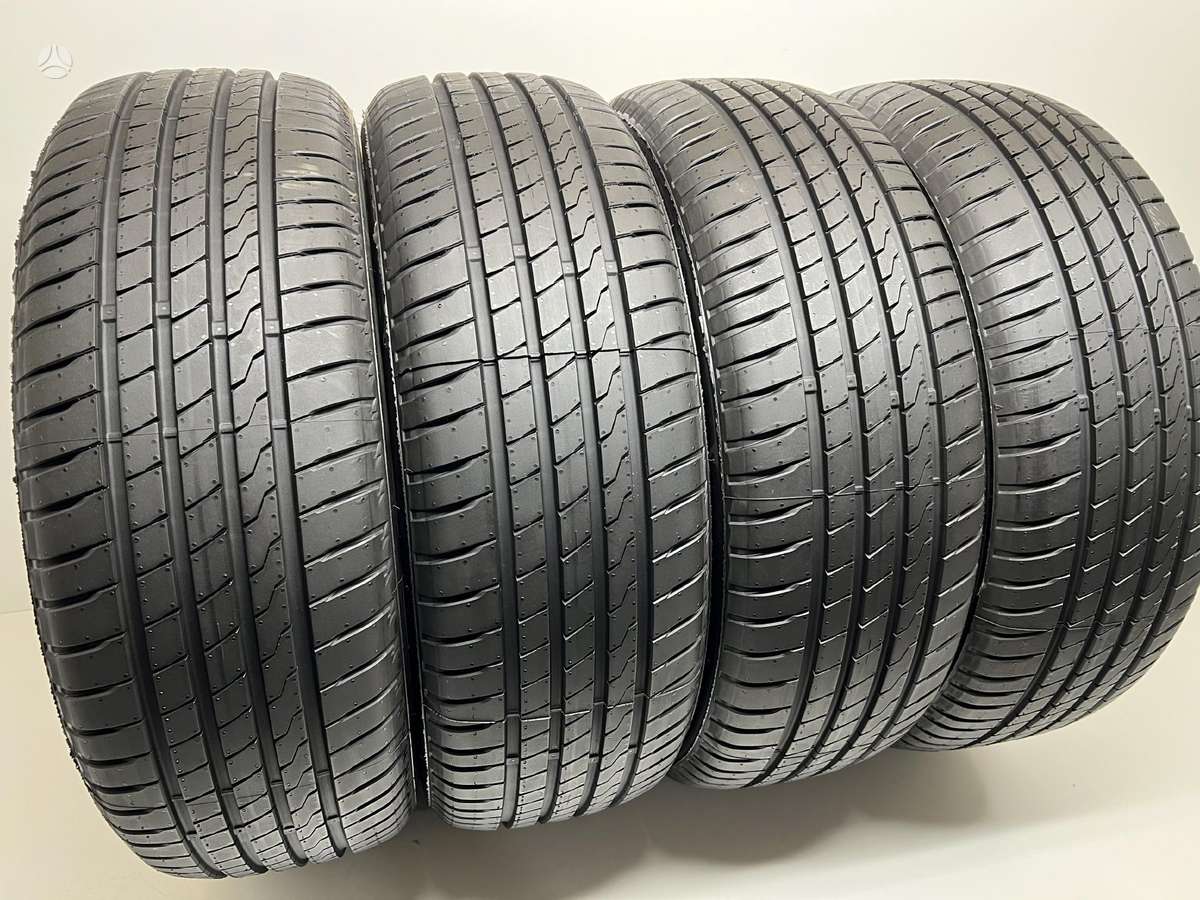 Firestone RoadHawk, summer 215/60 R17