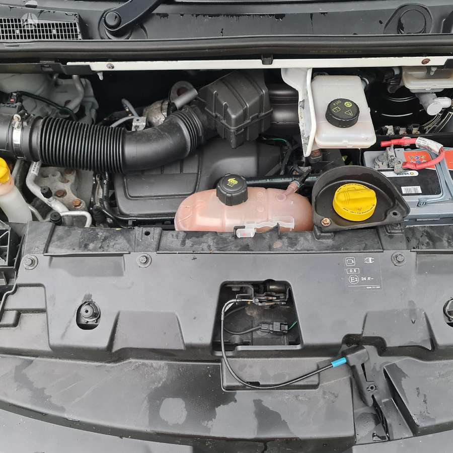 Renault MASTER, krovininiai mikroautobusai