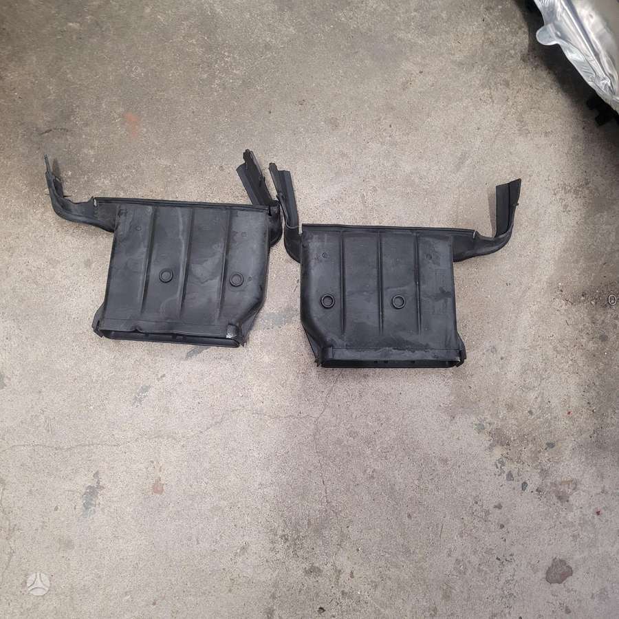 Porsche Cayenne bumper reinforcement