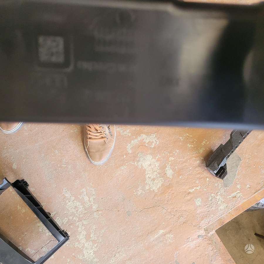 Porsche Cayenne bumper reinforcement