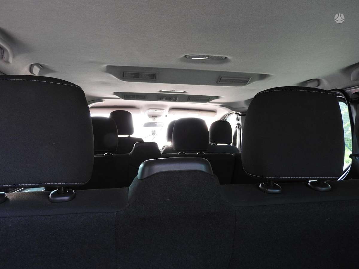 Renault Trafic детали салона
