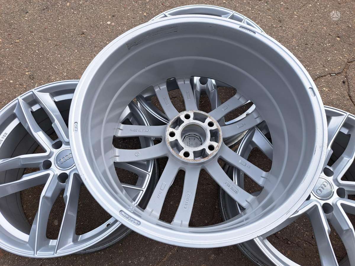 Audi A5 A7 8.5j et25, light alloy, R19