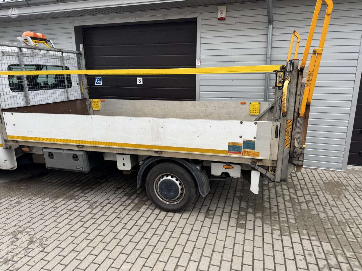 Renault Master, krovininiai mikroautobusai