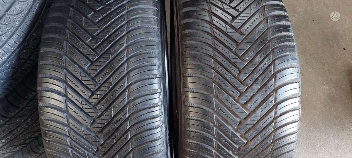 Hankook, universalios 245/45 R17