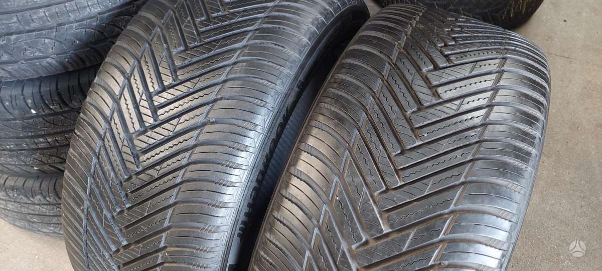Hankook, всесезонные 245/45 R17