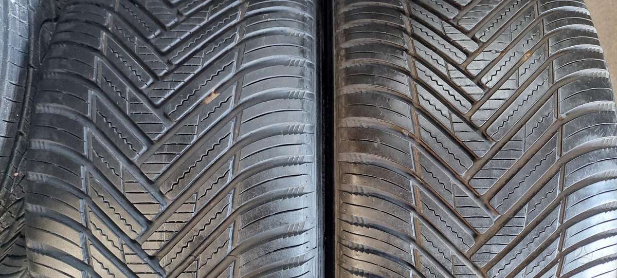 Hankook, всесезонные 245/45 R17