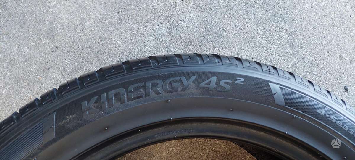 Hankook, all-season 245/45 R17