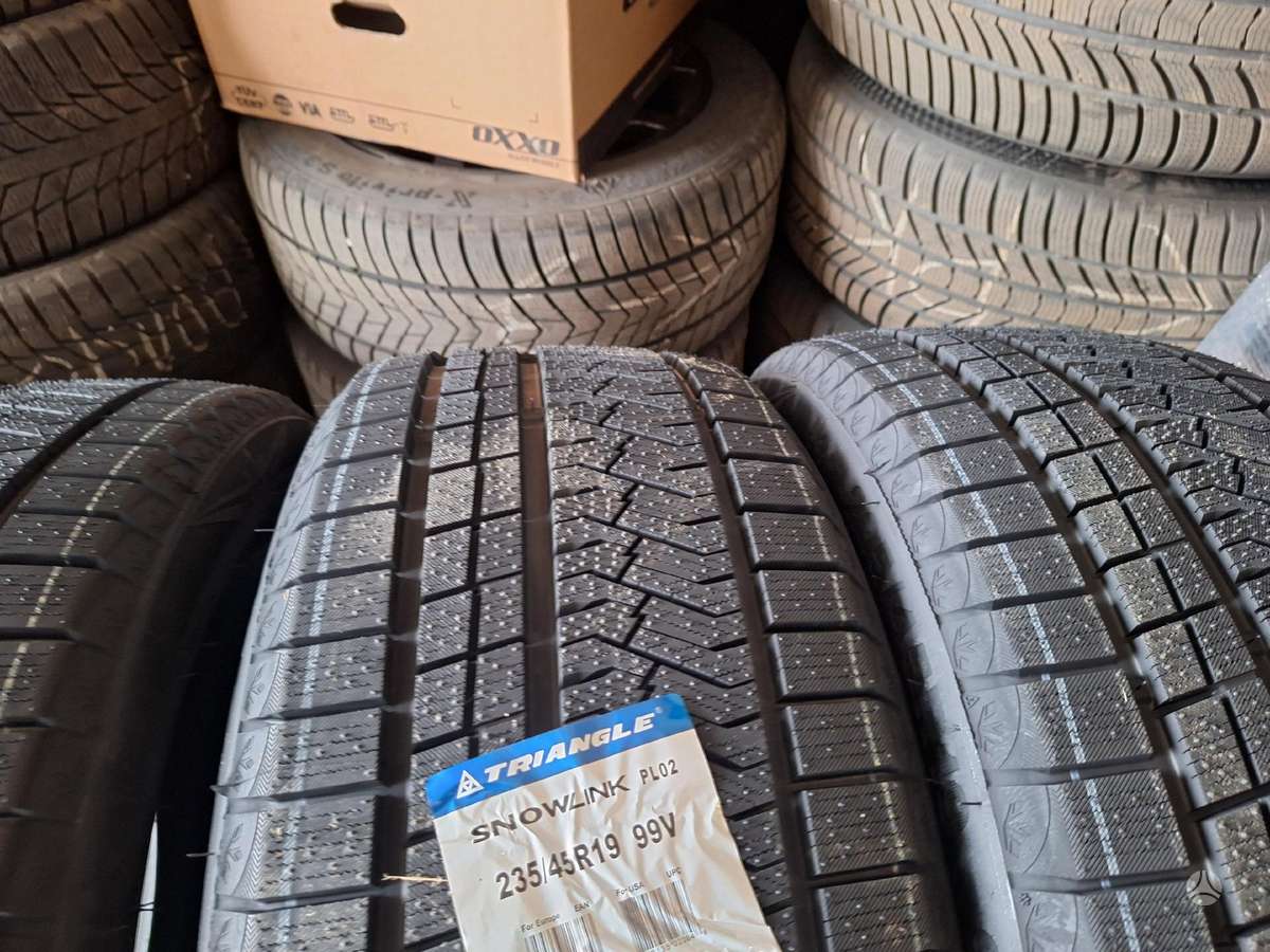 Triangle, winter 235/45 R19