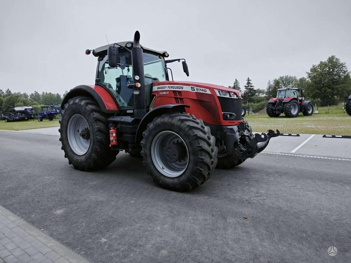 Massey Ferguson 8740, tractors