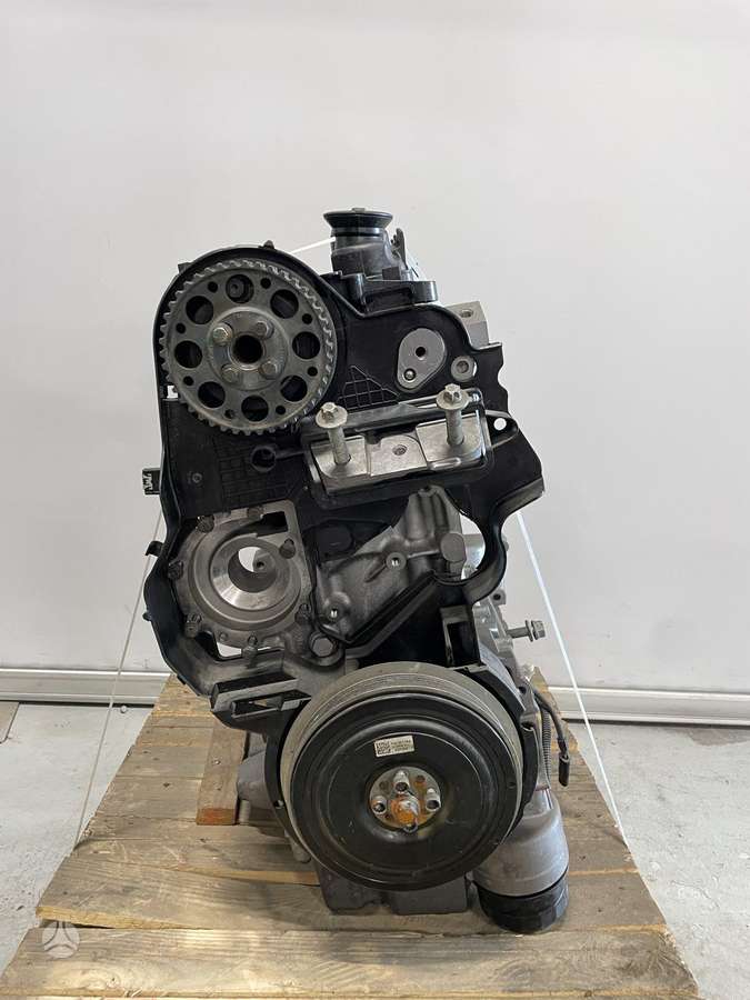 Volvo S60, D4204T8, engine