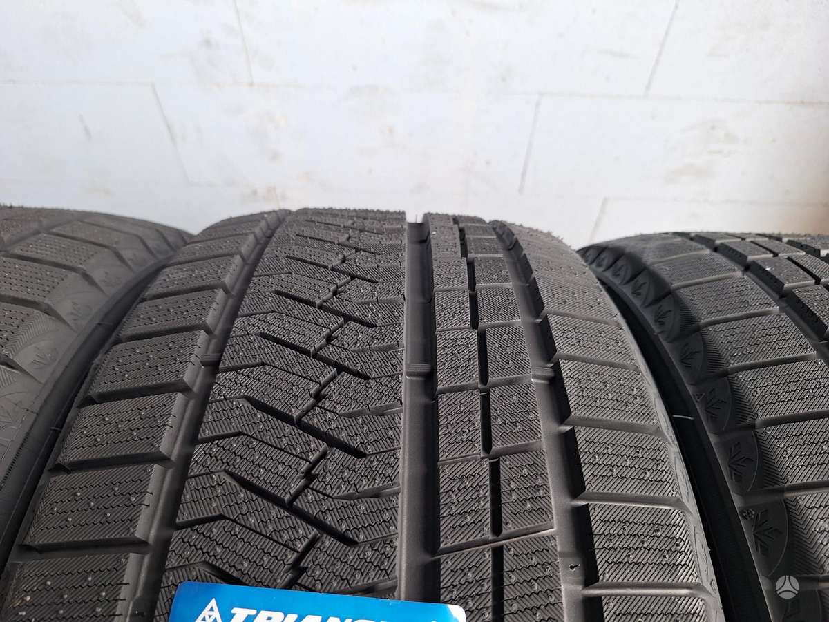 Triangle, ziemas 275/35 R19