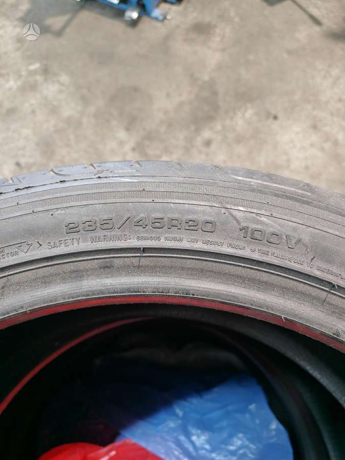 Goodyear, summer 235/45 R20