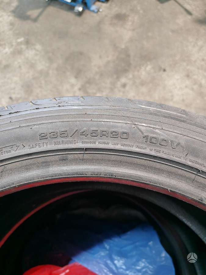Goodyear, vasarinės 235/45 R20