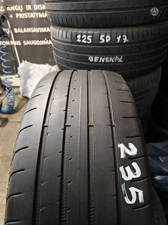 Goodyear, летние 235/45 R20