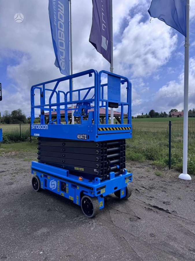 SINOBOOM 4047E, scissor lift
