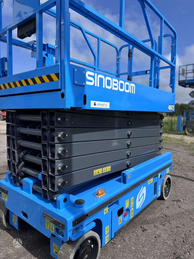 SINOBOOM 4047E, scissor lift