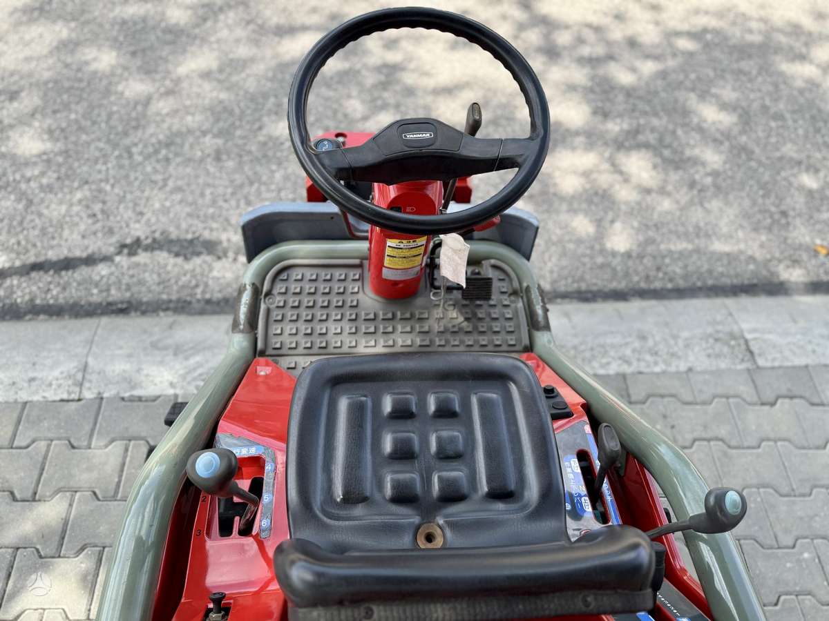 Yanmar AC-10, traktori