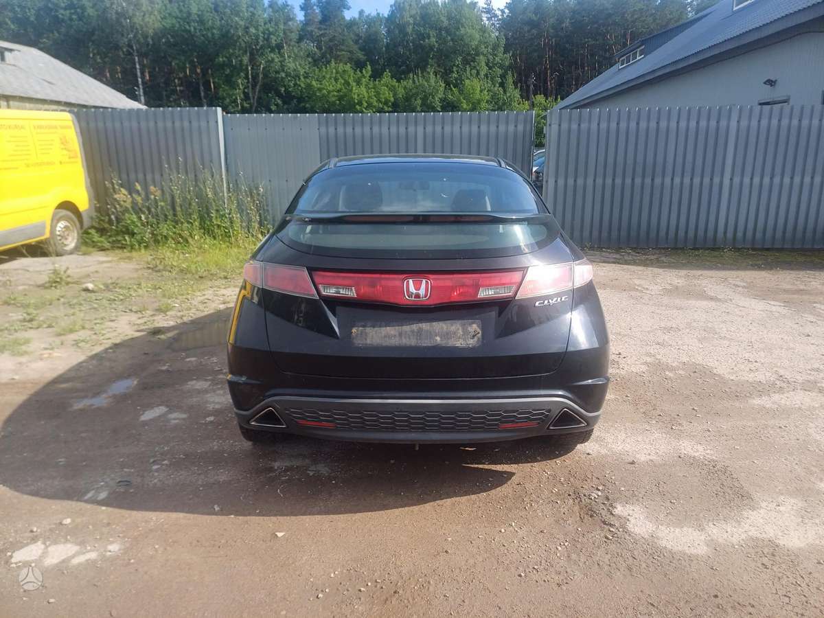Honda Civic по частям