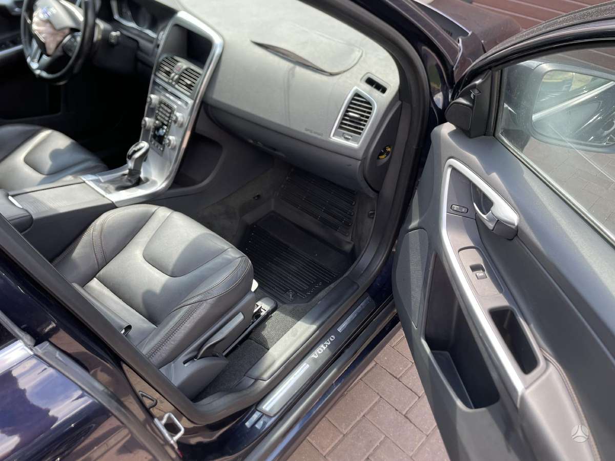 Volvo XC60 - 12